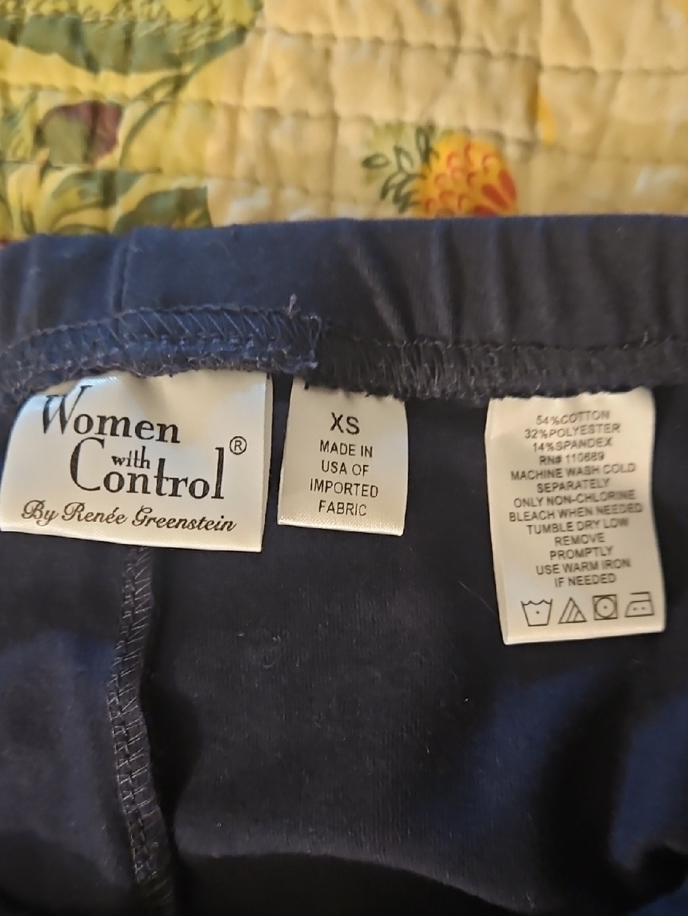 Women With Control Size XS - Picture 4 of 6